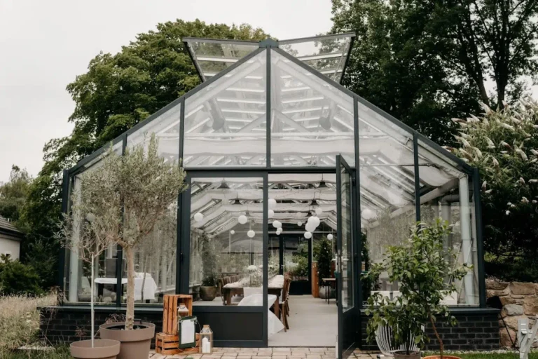 Hochzeitslocation Glashaus im Donati Garten